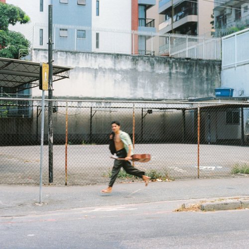 Tiago Caetano - Eco da Baía (2024) [Hi-Res]