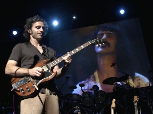 Dweezil Zappa - Dweezil Zappa Apostrophe Live! (2010) [Hi-Res]